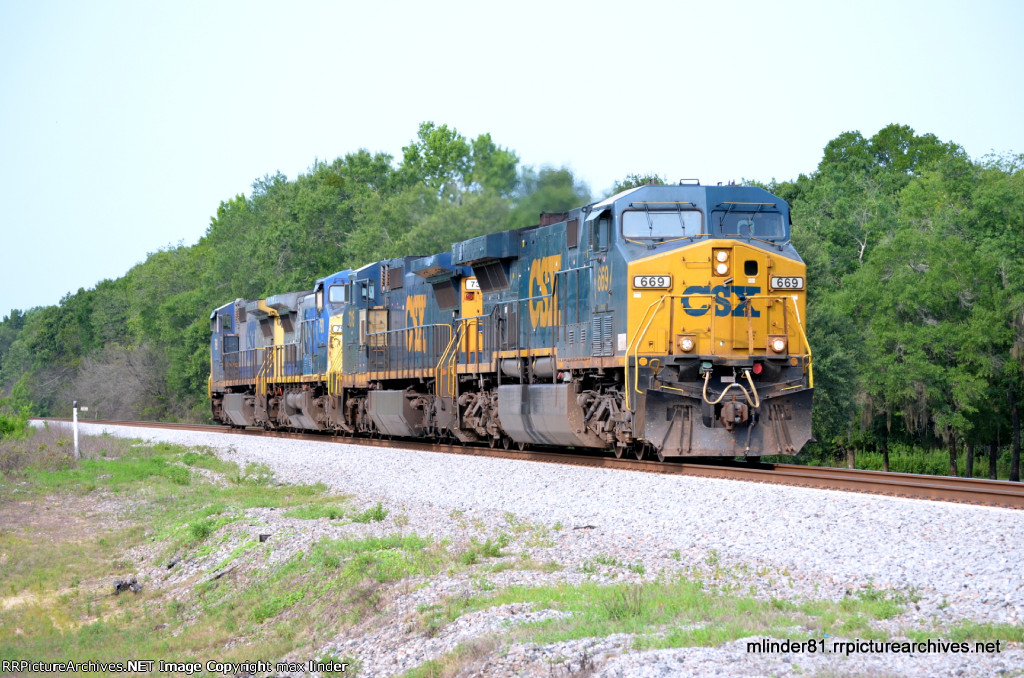 CSX 669